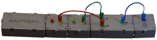 Poartă logică AND (2 butoane → 1 buzzer)