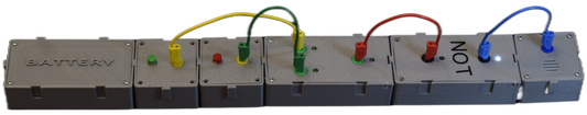 Poartă logică NAND (2 butoane → 1 buzzer)